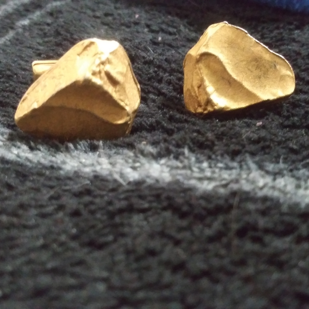 Cufflinks